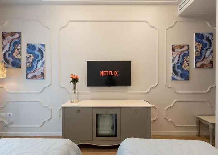 Boutique 135 מלון