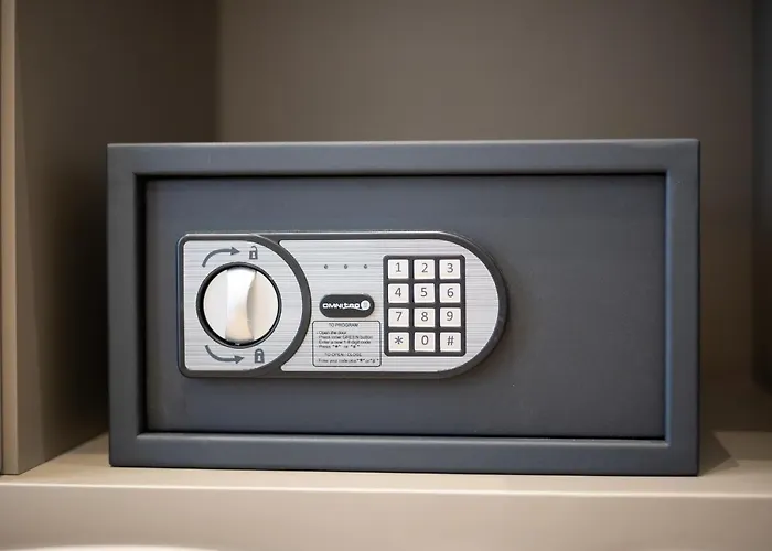 Boutique 135 מלון טיראנה