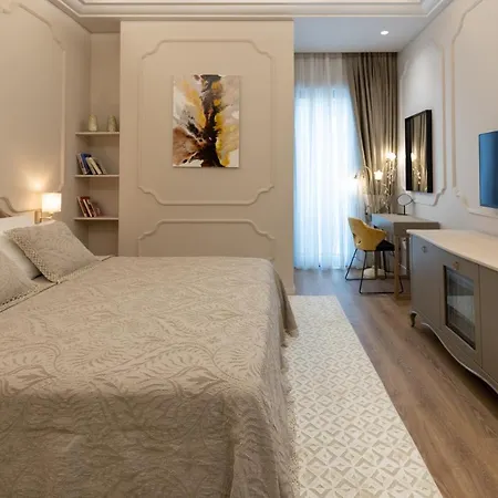 Boutique 135 Hotel 4*